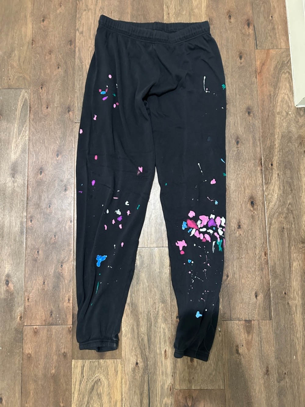 Michael Lauren women’s black multicolor paint splatter sweatpants size medium